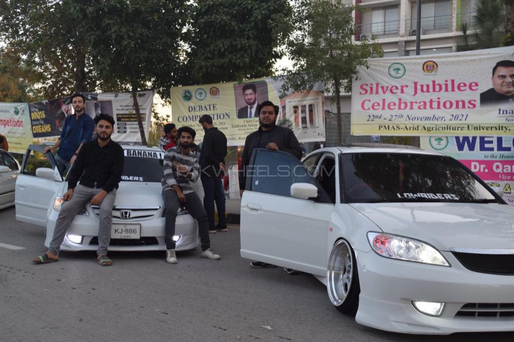 Honda Civic - 2005  Honda Civic - 2005  Image-4