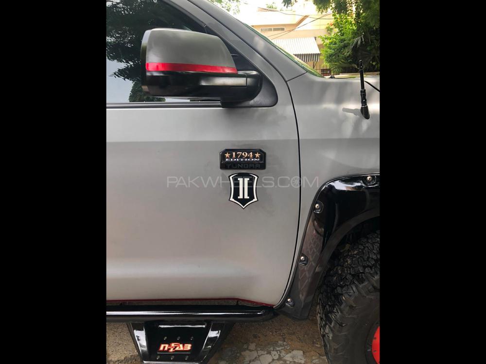 Toyota Tundra 2018 for Sale in Karachi Toyota Tundra 2018 for Sale in Karachi Image-5
