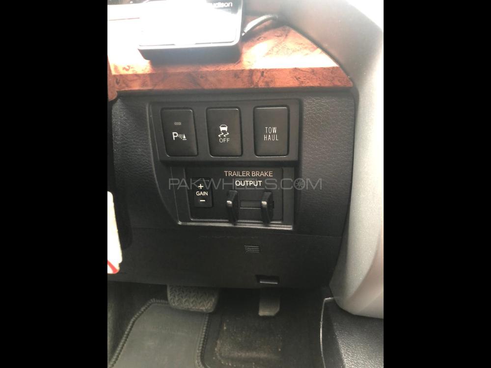 Toyota Tundra 2018 for Sale in Karachi Toyota Tundra 2018 for Sale in Karachi Image-11