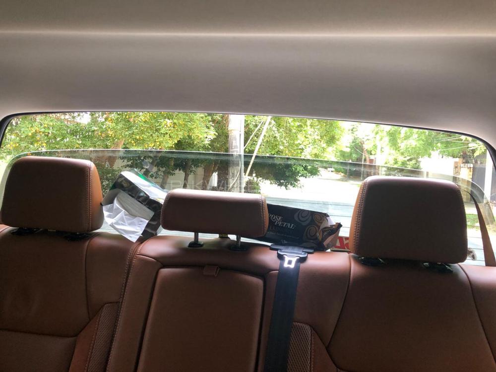 Toyota Tundra 2018 for Sale in Karachi Toyota Tundra 2018 for Sale in Karachi Image-12