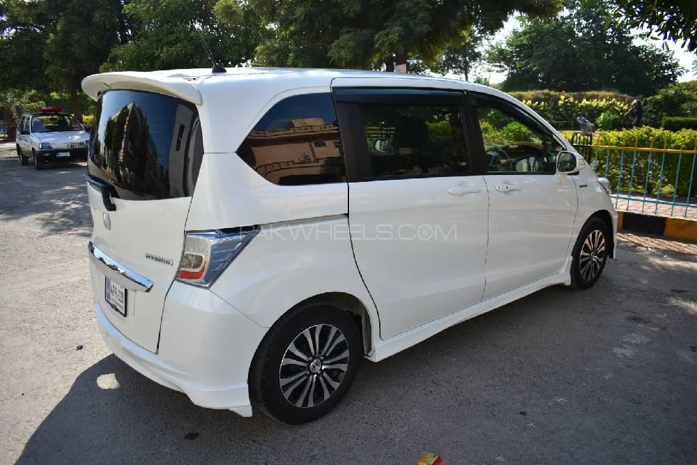 ہونڈا فریڈ 2015 for Sale in اسلام آباد ہونڈا فریڈ 2015 for Sale in اسلام آباد Image-5