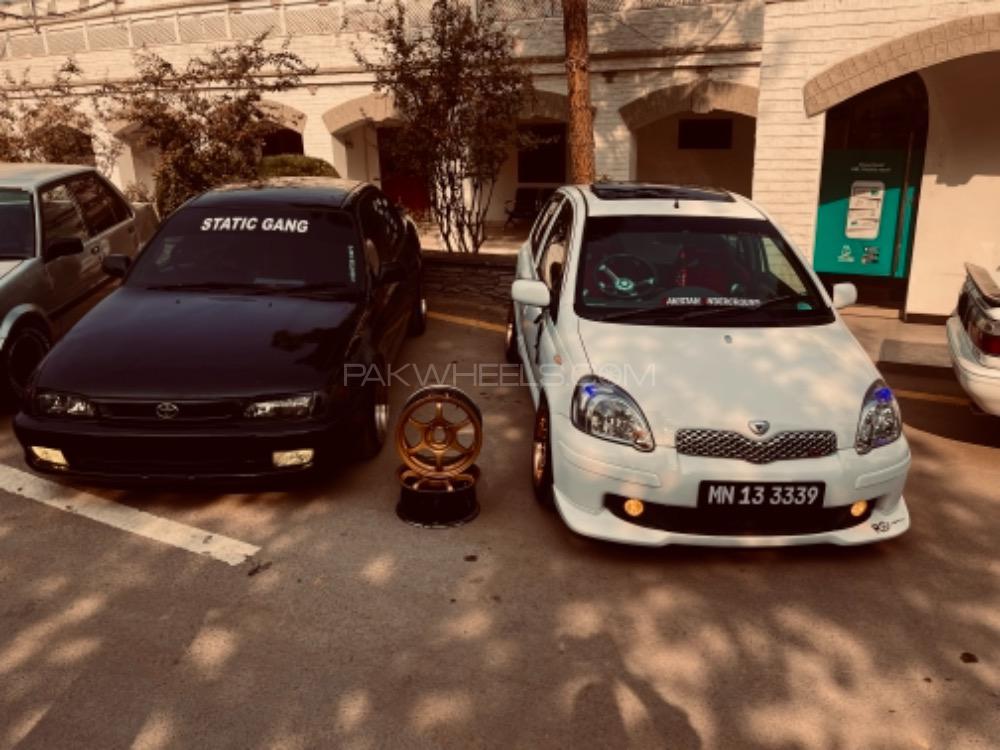 Toyota Yaris - 2000  Image-1