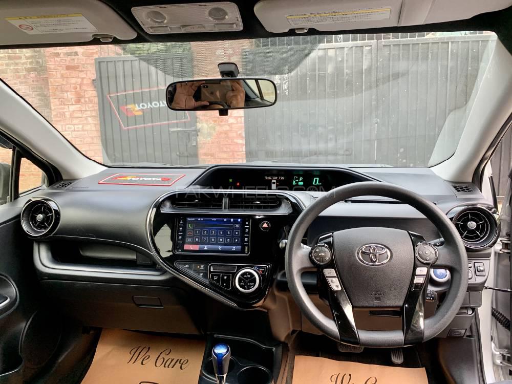 Toyota Aqua 2017 for Sale in Sialkot Toyota Aqua 2017 for Sale in Sialkot Image-12