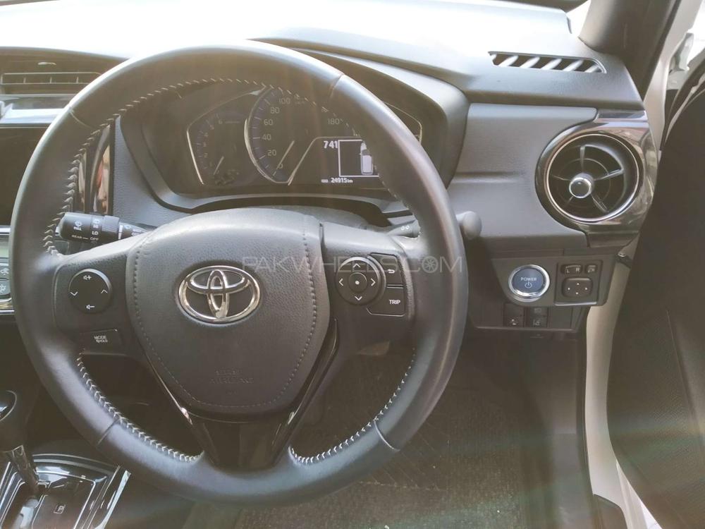 Toyota Corolla Fielder 2016 for Sale in Lahore Toyota Corolla Fielder 2016 for Sale in Lahore Image-9