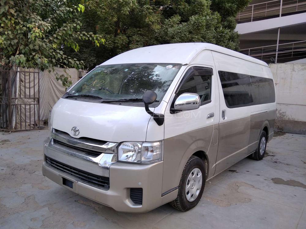 Toyota Hiace 2017 for Sale in Karachi Image-1
