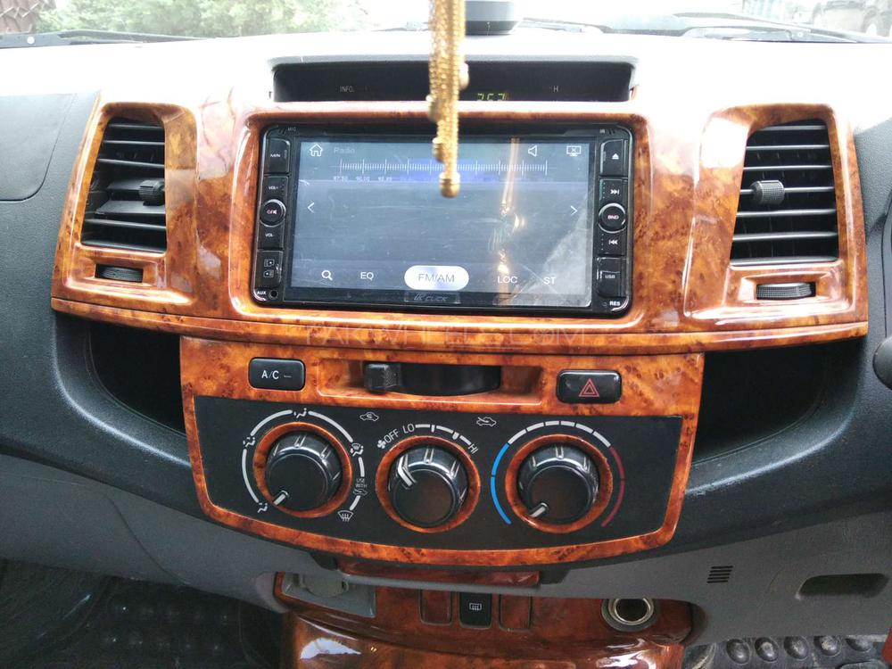 Toyota Hilux 2010 for Sale in Karachi Toyota Hilux 2010 for Sale in Karachi Image-6