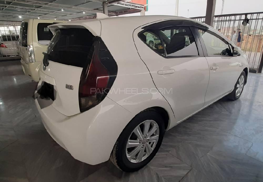 Toyota Aqua 2015 for Sale in Peshawar Toyota Aqua 2015 for Sale in Peshawar Image-6