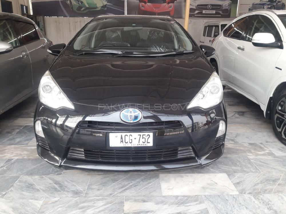 Toyota Aqua 2013 for Sale in Peshawar Image-1