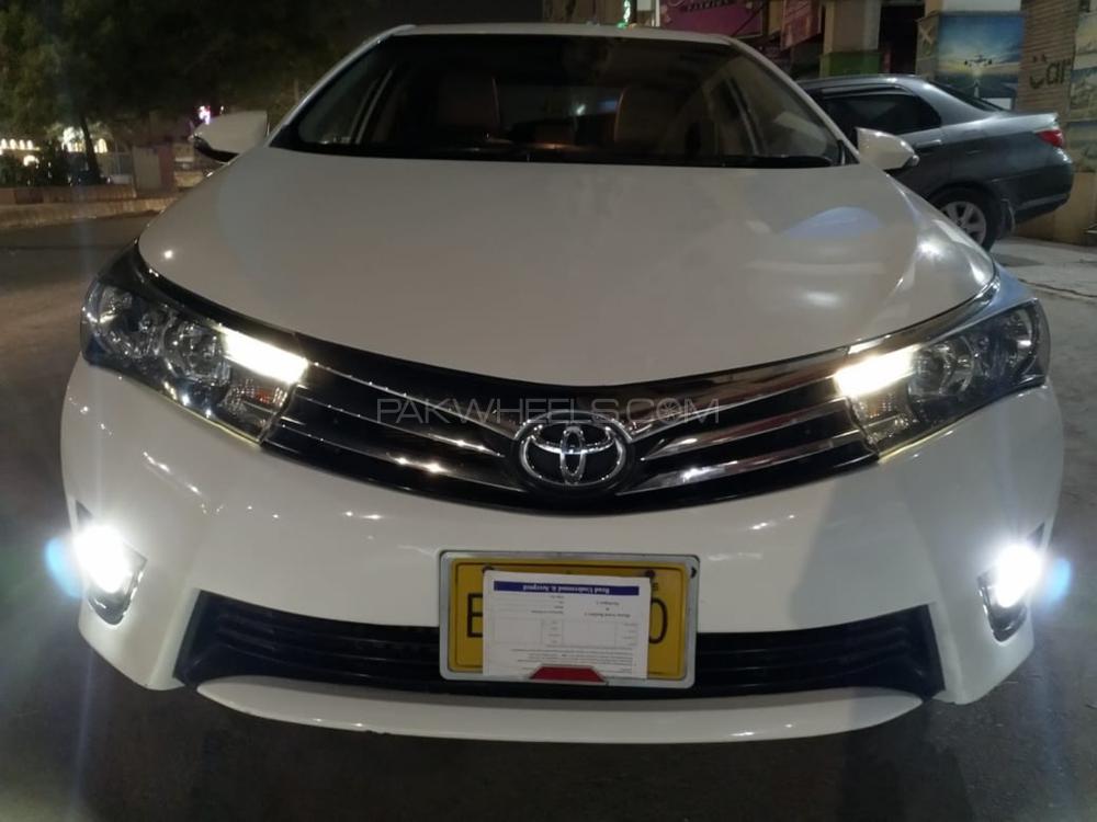 Toyota Corolla 2015 for Sale in Karachi Image-1