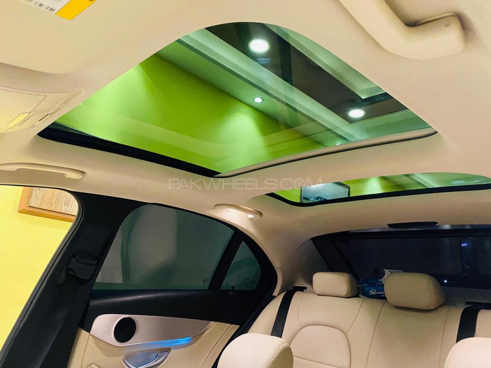 Mercedes Benz C Class 2016 for Sale in Lahore Mercedes Benz C Class 2016 for Sale in Lahore Image-7
