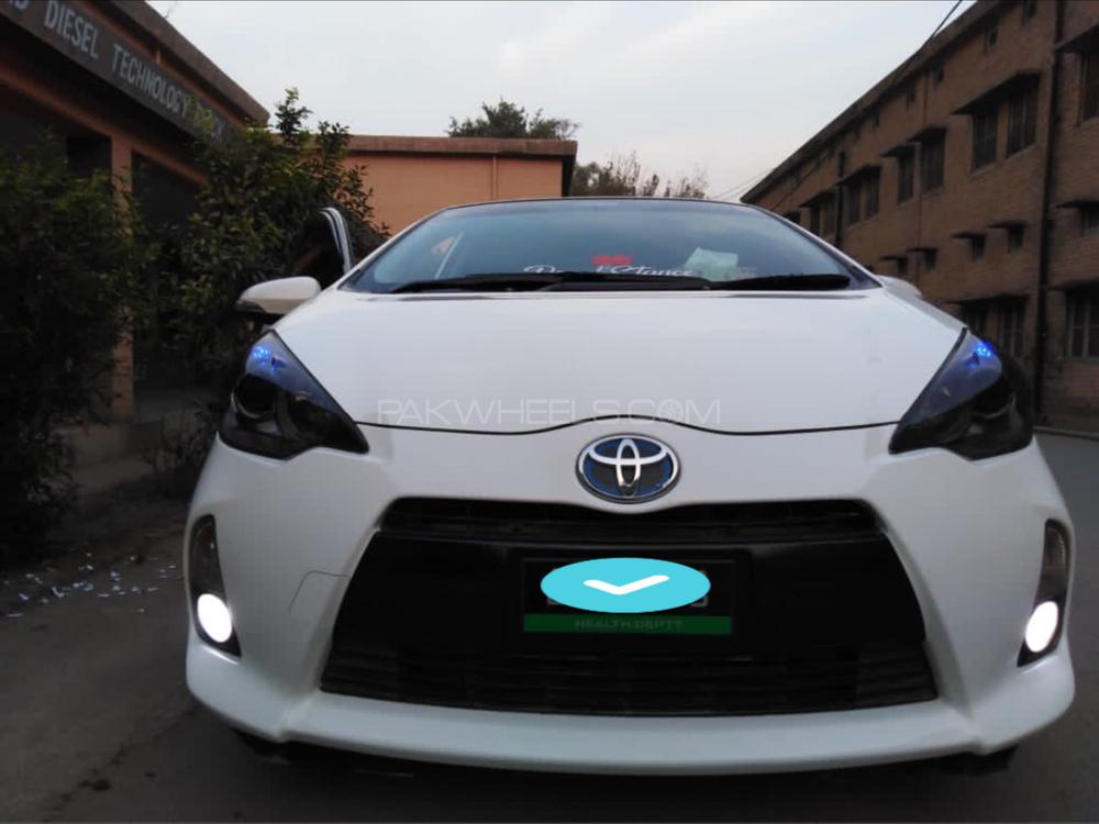 Toyota Aqua 2013 for Sale in Peshawar Image-1