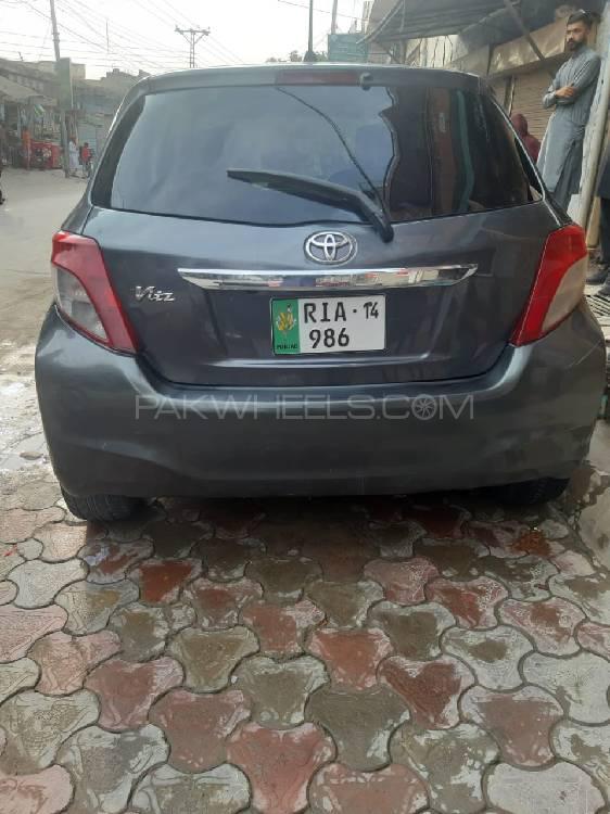 Toyota Vitz 2011 for Sale in Jhelum Image-1