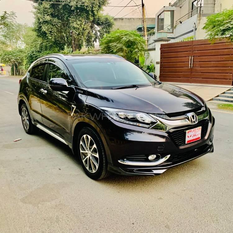 Honda Vezel 2015 for Sale in Lahore Honda Vezel 2015 for Sale in Lahore Image-4