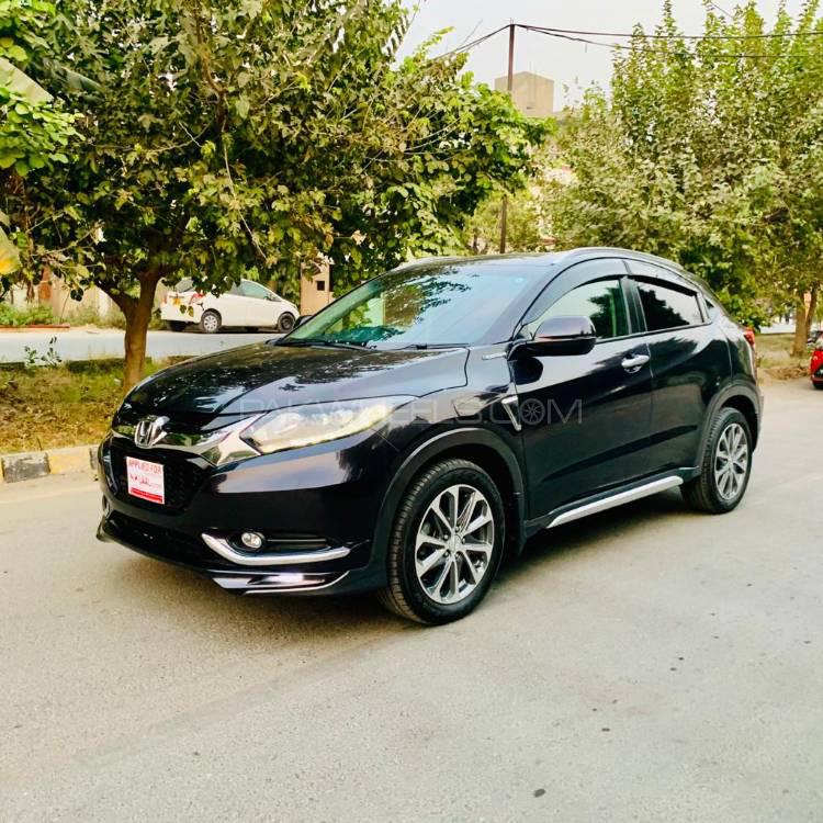 Honda Vezel 2015 for Sale in Lahore Honda Vezel 2015 for Sale in Lahore Image-5