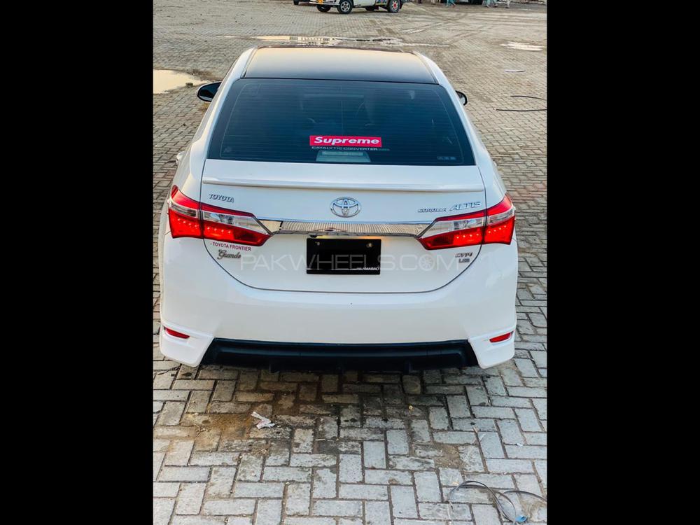 Toyota Corolla 2017 for Sale in Peshawar Toyota Corolla 2017 for Sale in Peshawar Image-8