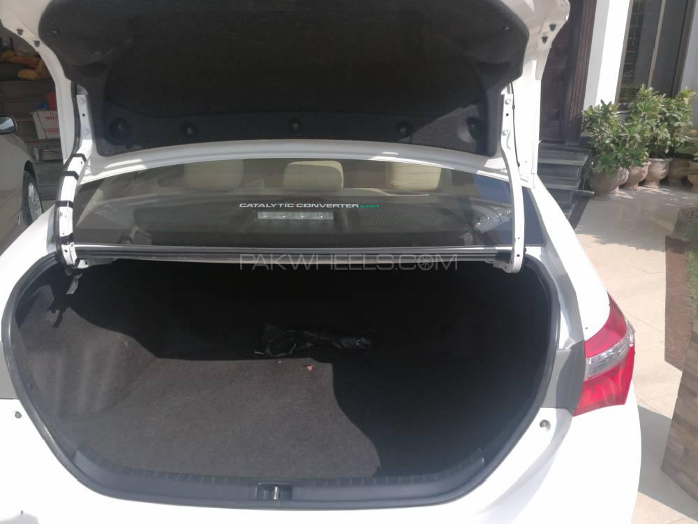 Toyota Corolla 2017 for Sale in Bahawalpur Toyota Corolla 2017 for Sale in Bahawalpur Image-6