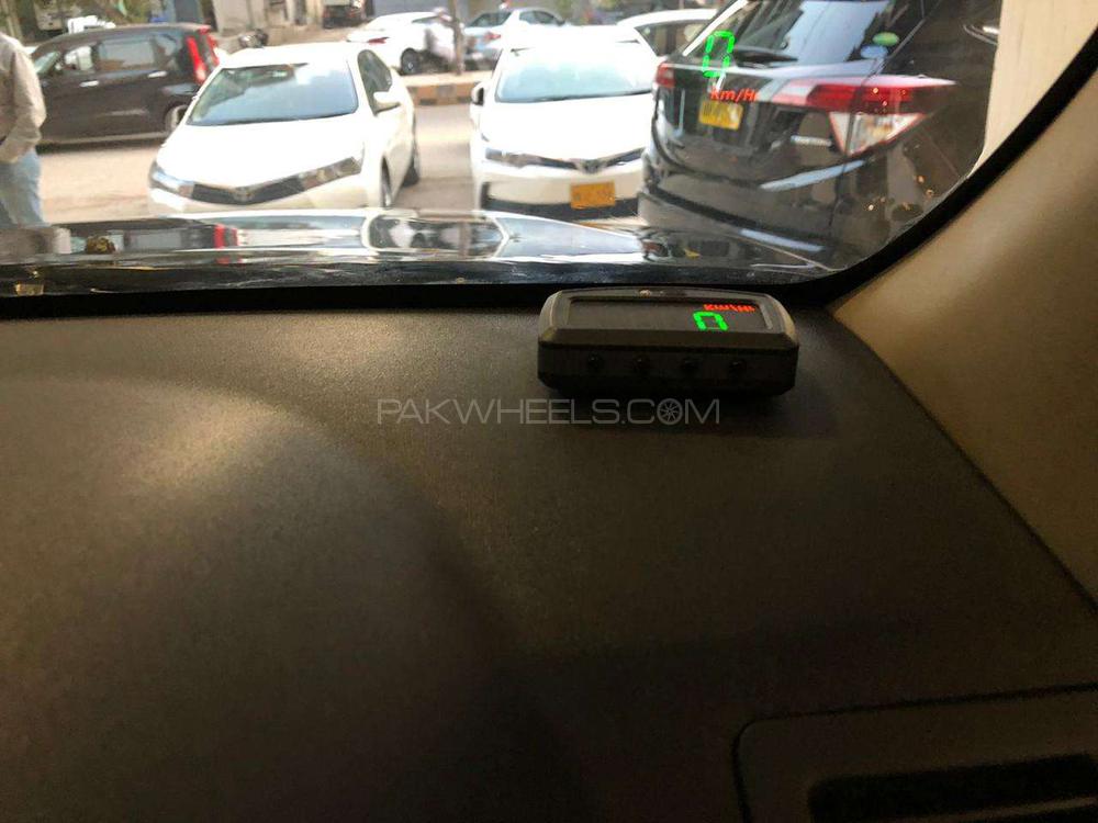 Toyota Hilux 2016 for Sale in Karachi Toyota Hilux 2016 for Sale in Karachi Image-9