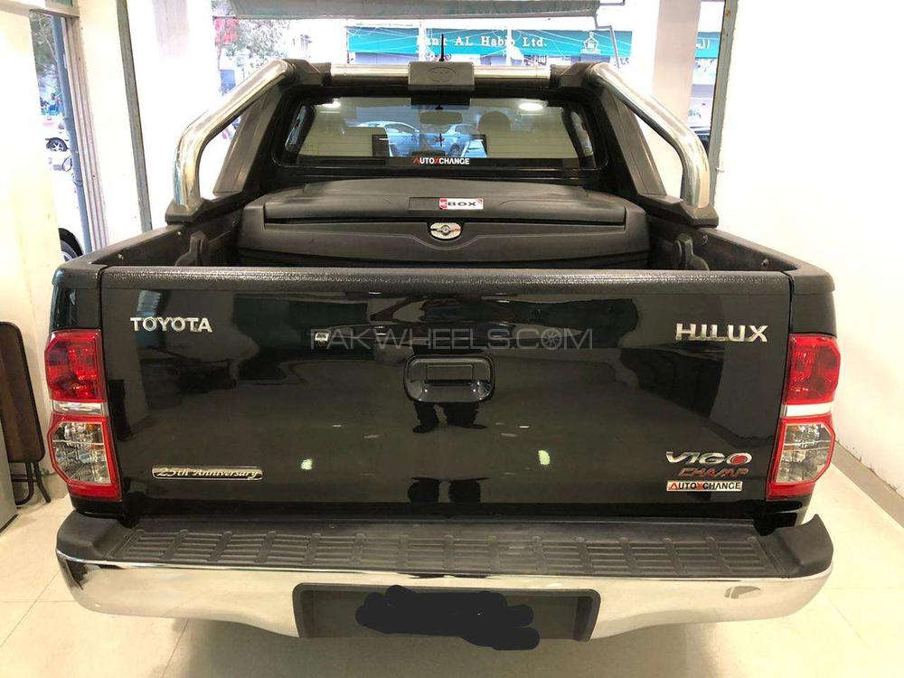Toyota Hilux 2016 for Sale in Karachi Toyota Hilux 2016 for Sale in Karachi Image-13