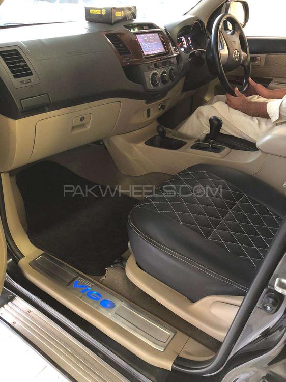 Toyota Hilux 2016 for Sale in Karachi Toyota Hilux 2016 for Sale in Karachi Image-15