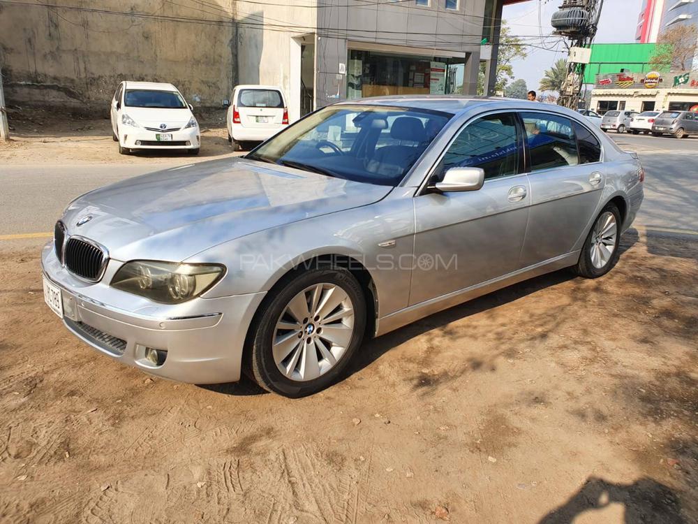 BMW 7 Series 2005 for Sale in Pir mahal BMW 7 Series 2005 for Sale in Pir mahal Image-4