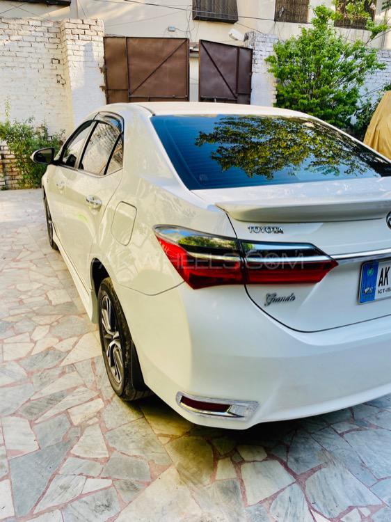 Toyota Corolla 2018 for Sale in Peshawar Toyota Corolla 2018 for Sale in Peshawar Image-3