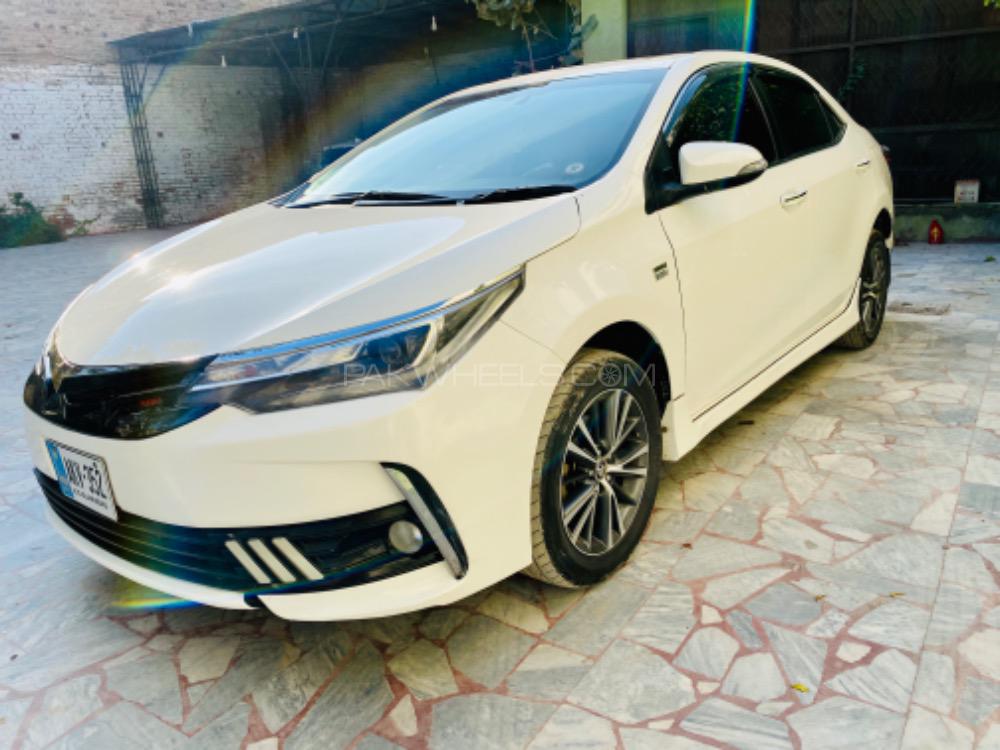 Toyota Corolla 2018 for Sale in Peshawar Toyota Corolla 2018 for Sale in Peshawar Image-4