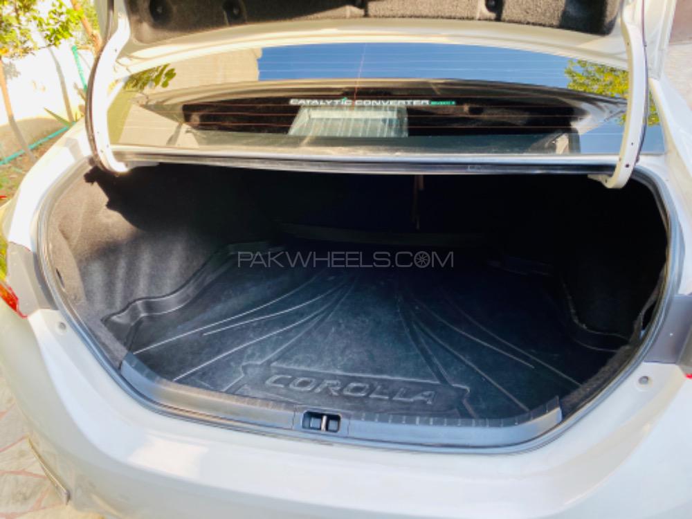 Toyota Corolla 2018 for Sale in Peshawar Toyota Corolla 2018 for Sale in Peshawar Image-14