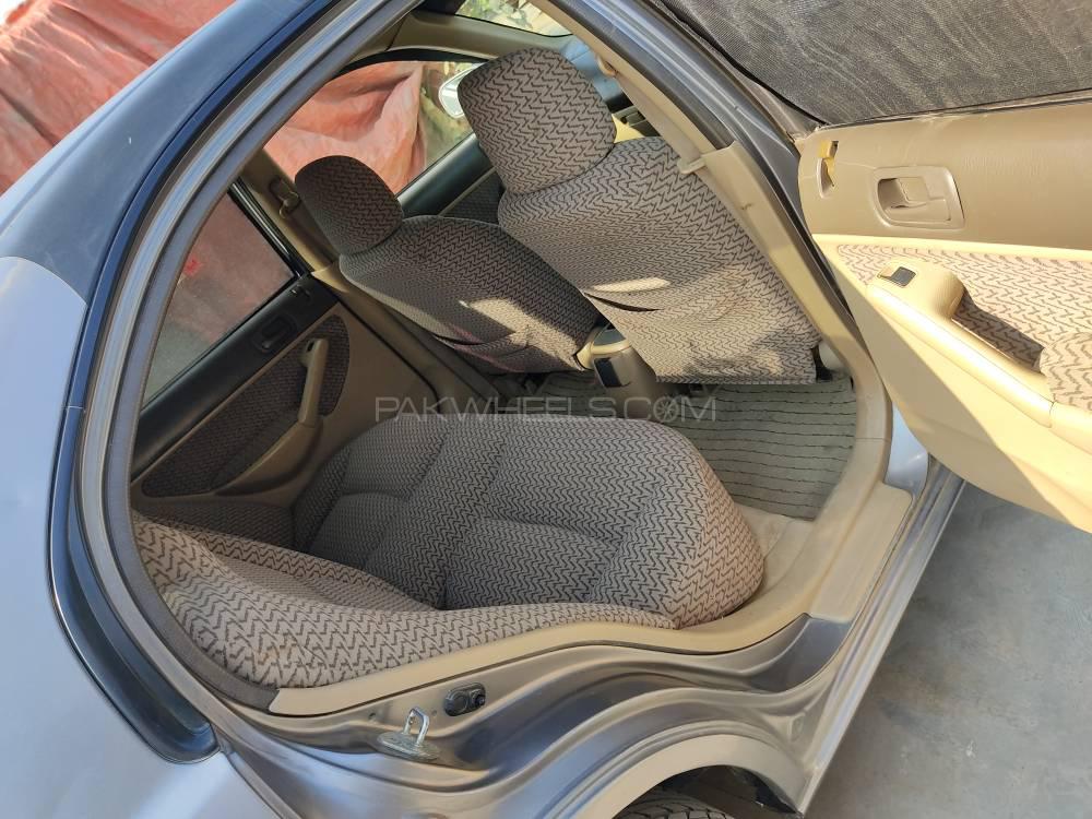 Honda Civic 2004 for Sale in Multan Image-1