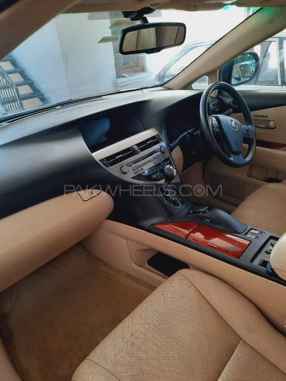 لیکزس آر ایکس سیریز 2010 for Sale in لاہور لیکزس آر ایکس سیریز 2010 for Sale in لاہور Image-7