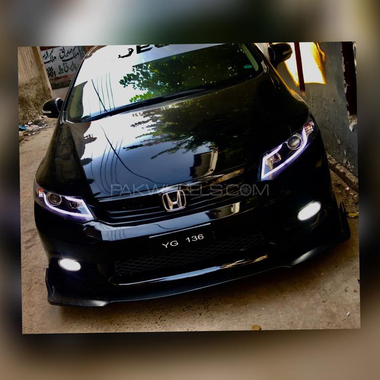 Honda Civic - 2015  Honda Civic - 2015  Image-4