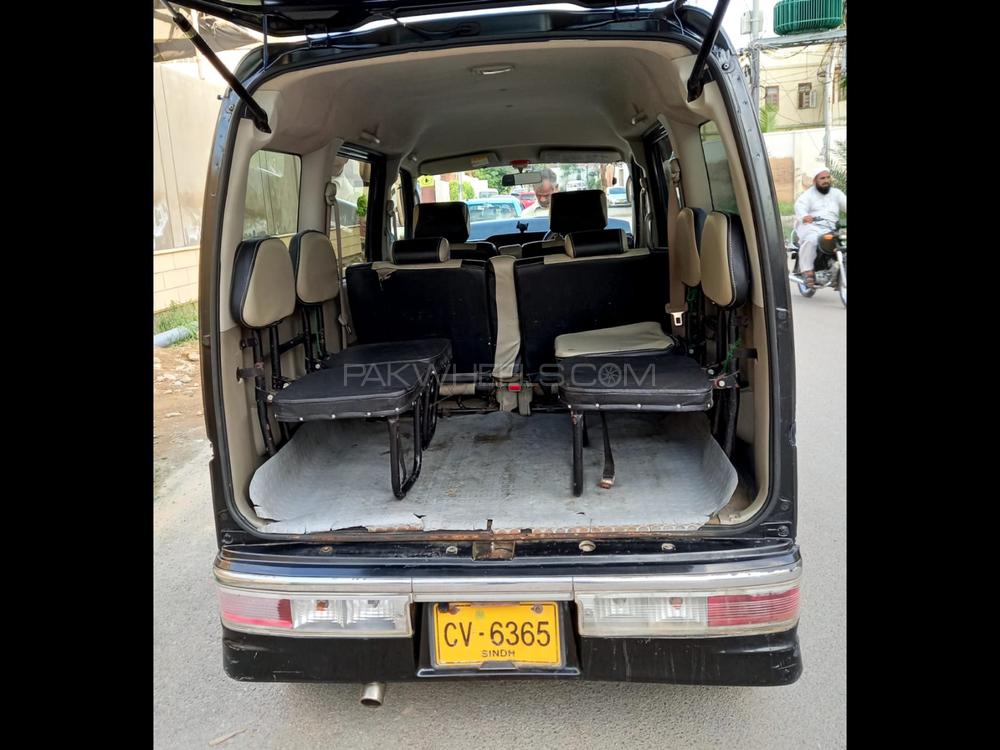 Daihatsu Atrai Wagon 2010 for Sale in Karachi Image-1