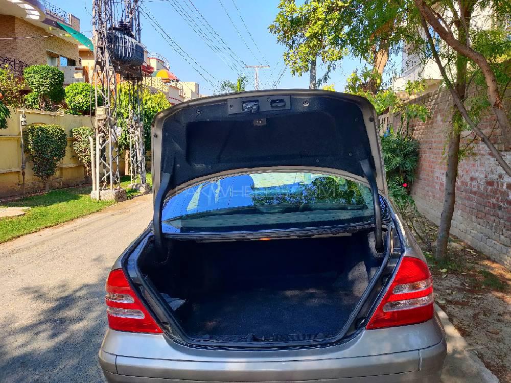 Mercedes Benz C Class 2003 for Sale in Lahore Mercedes Benz C Class 2003 for Sale in Lahore Image-13