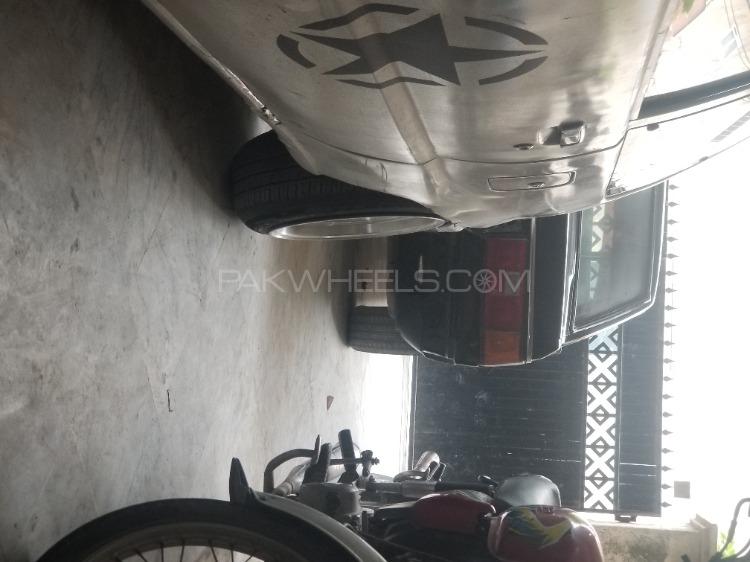 Toyota Corolla - 1981  Toyota Corolla - 1981  Image-2