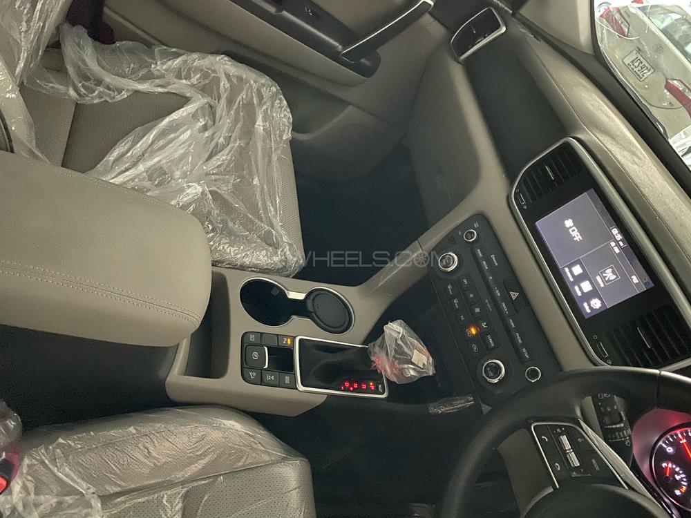 KIA Sportage 2020 for Sale in Peshawar KIA Sportage 2020 for Sale in Peshawar Image-8