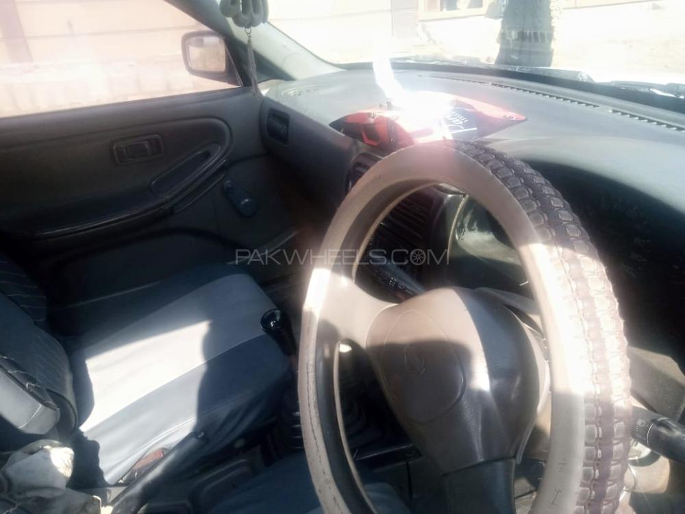 Nissan Sunny 1993 for Sale in Attock Nissan Sunny 1993 for Sale in Attock Image-13