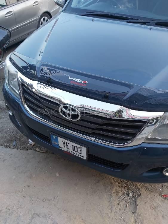 Toyota Hilux 2013 for Sale in Rawalpindi Toyota Hilux 2013 for Sale in Rawalpindi Image-2