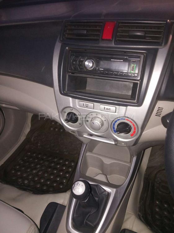 ہونڈا سٹی 2014 for Sale in گجرانوالہ ہونڈا سٹی 2014 for Sale in گجرانوالہ Image-10