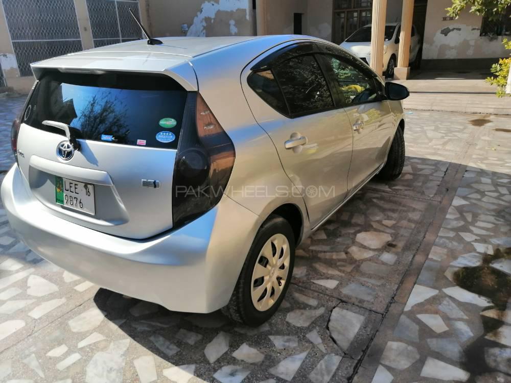 Toyota Aqua 2012 for Sale in Peshawar Toyota Aqua 2012 for Sale in Peshawar Image-9