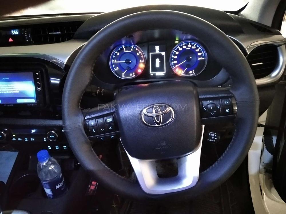 Toyota Hilux 2018 for Sale in Karachi Toyota Hilux 2018 for Sale in Karachi Image-6