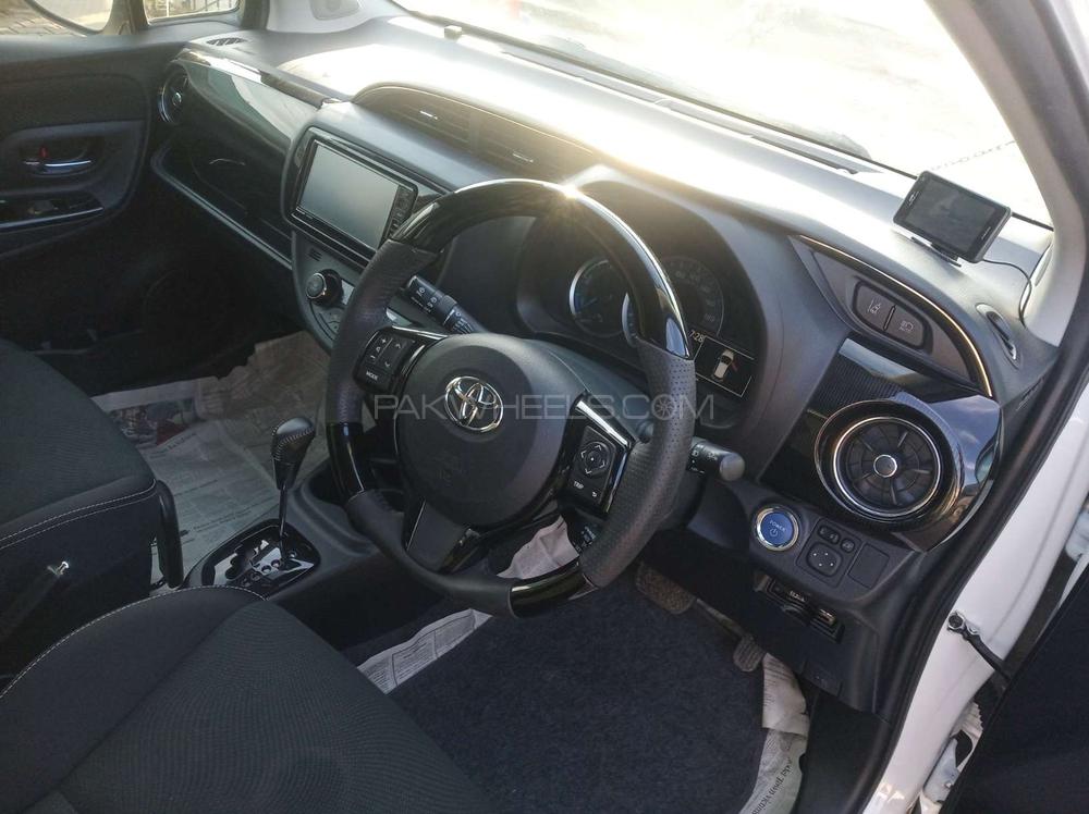 Toyota Vitz 2017 for Sale in Gujranwala Toyota Vitz 2017 for Sale in Gujranwala Image-7