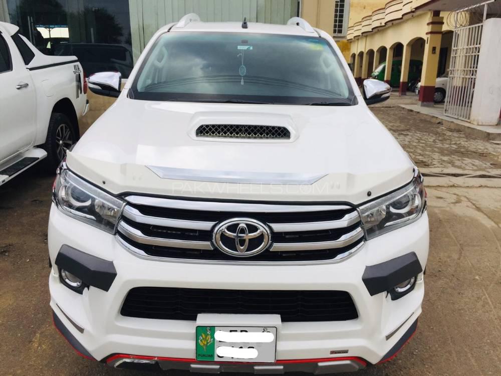 Toyota Hilux 2018 for Sale in Gujrat Image-1