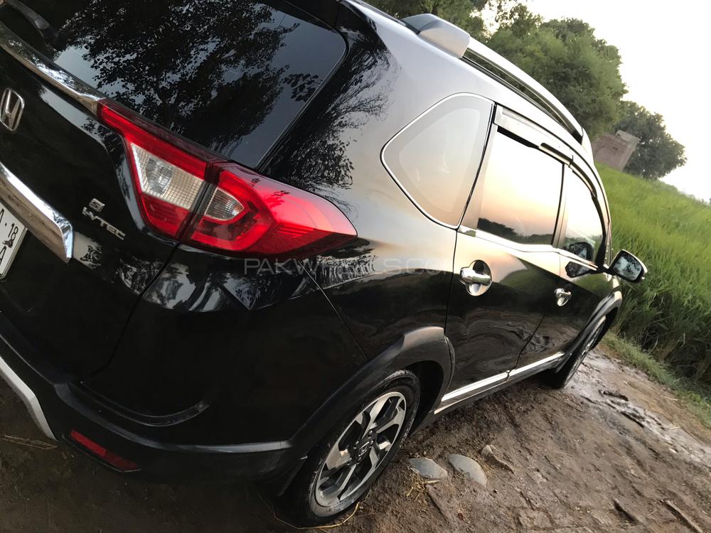 Honda BR-V 2018 for Sale in Gujranwala Honda BR-V 2018 for Sale in Gujranwala Image-3