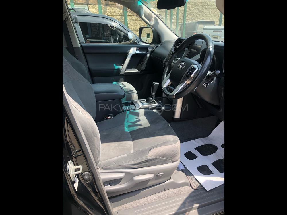 Toyota Prado 2012 for Sale in Karachi Toyota Prado 2012 for Sale in Karachi Image-10