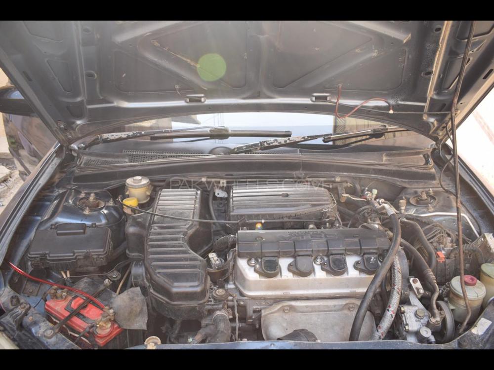 Honda Civic 2004 for Sale in Gujranwala Honda Civic 2004 for Sale in Gujranwala Image-6