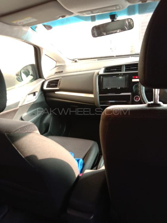 Honda Fit 2015 for Sale in Okara Honda Fit 2015 for Sale in Okara Image-15
