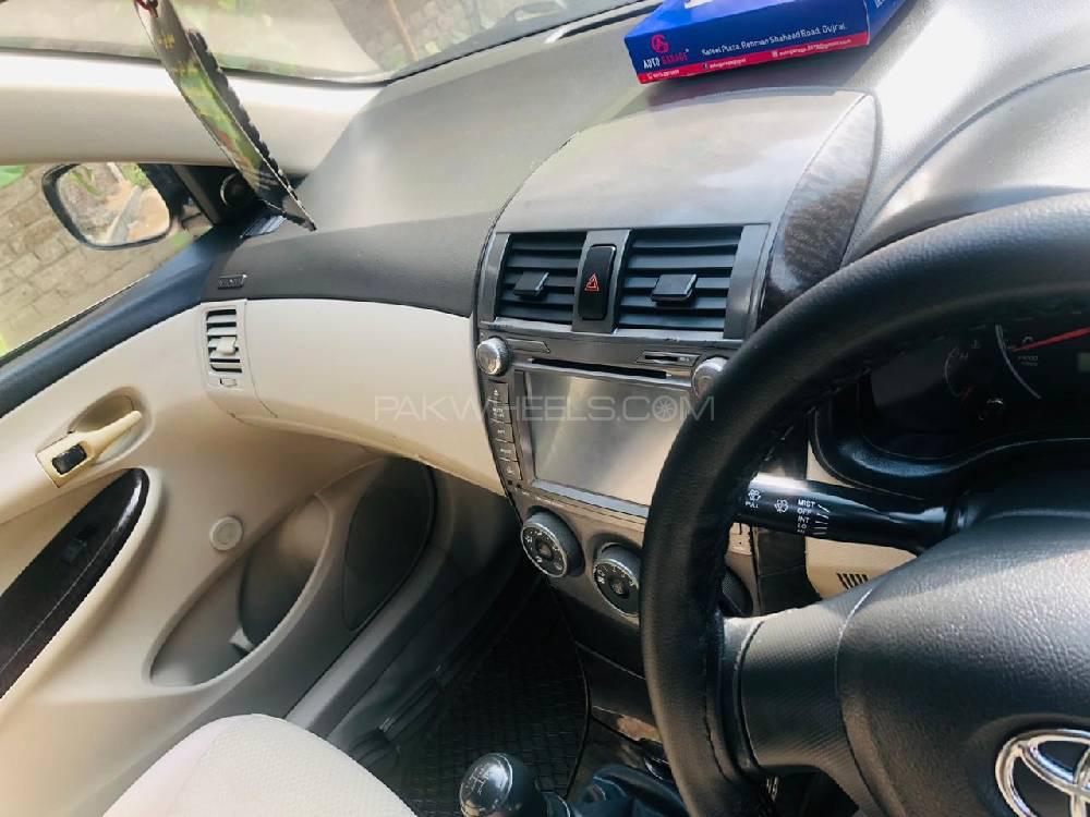Toyota Corolla 2011 for Sale in Gujrat Image-1