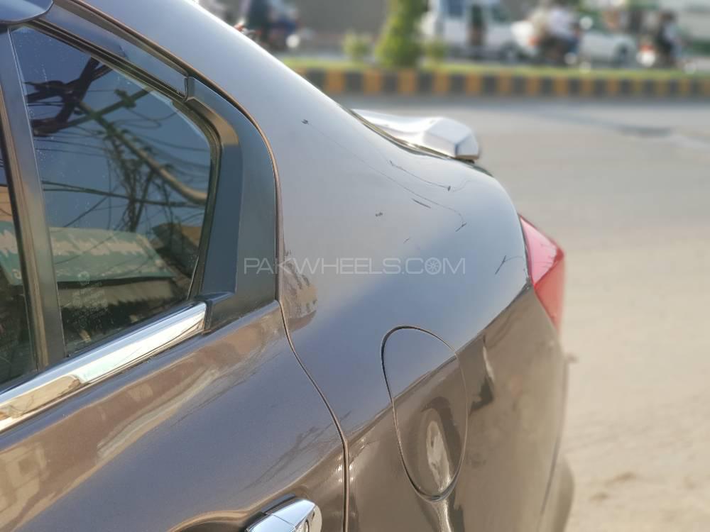 Honda Civic 2013 for Sale in Lahore Honda Civic 2013 for Sale in Lahore Image-14