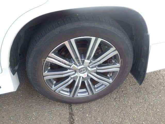 Lexus LX Series 2016 for Sale in Karachi Lexus LX Series 2016 for Sale in Karachi Image-11