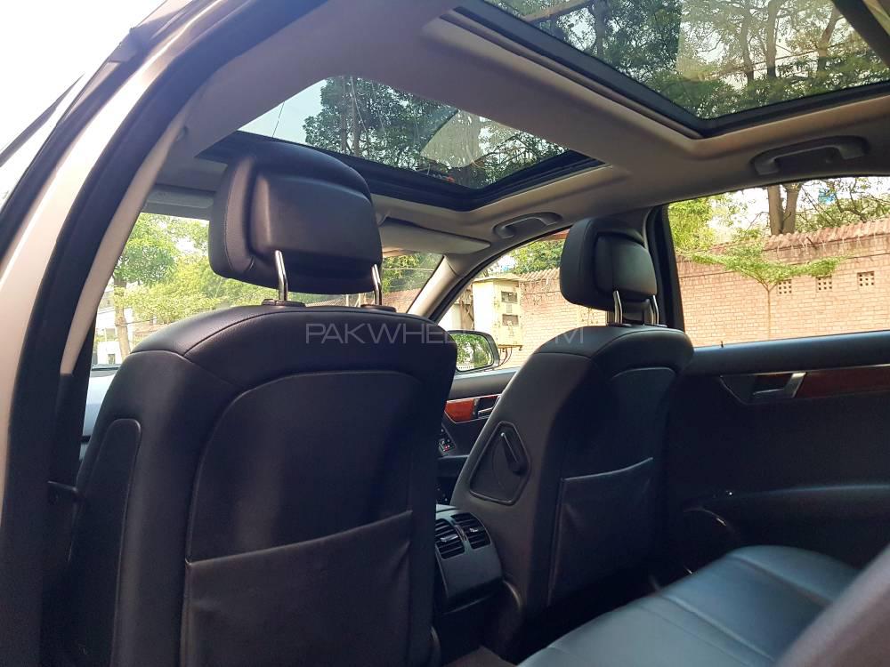 Mercedes Benz C Class 2007 for Sale in Lahore Mercedes Benz C Class 2007 for Sale in Lahore Image-2