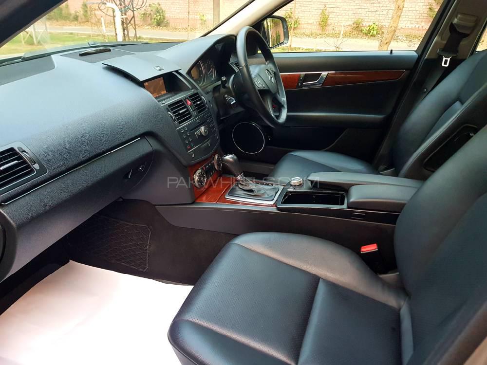 Mercedes Benz C Class 2007 for Sale in Lahore Mercedes Benz C Class 2007 for Sale in Lahore Image-14